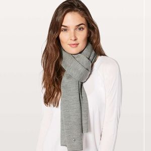 Lululemon Grey Merino Wool Scarf NWT